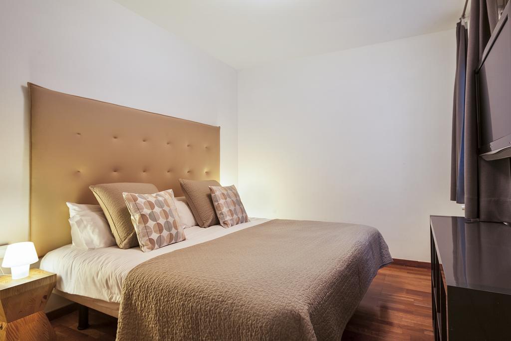Canela Homes Barcelona Universitat Oda fotoğraf